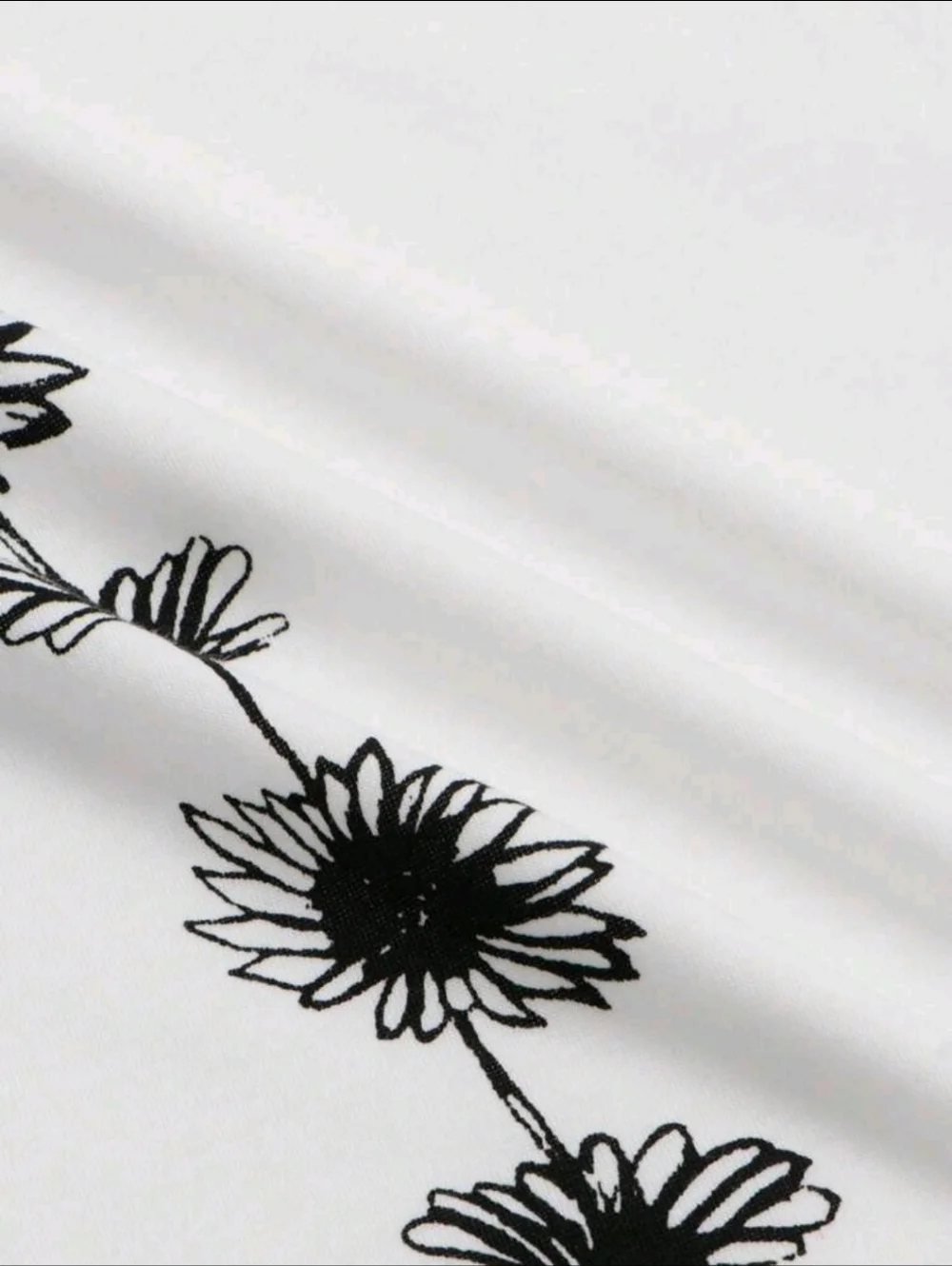 Women’s White Floral Notch Tank Top